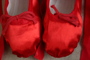 빨강 발레리나 toe-shoes